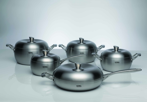 今年THERMOS膳魔師特別祭出「好禮三回饋」迎戰百貨週